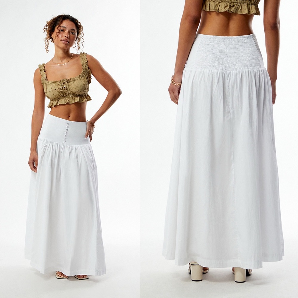 WEWOREWHAT Drop Waist Maxi Skirt White Cotton Poplin Smocked Back Size Small NWT - Picture 2 of 14